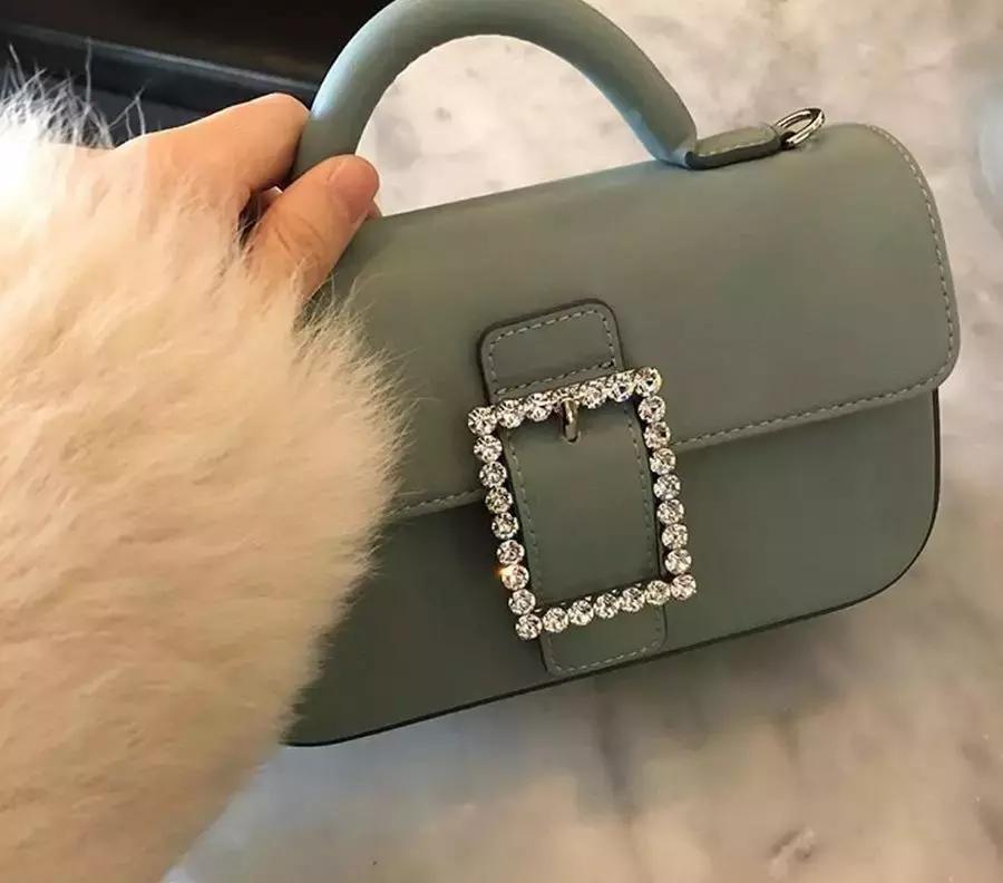 女生第一个大牌包买什么合适,人生第一只名牌包怎么选