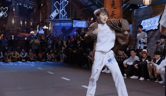 街舞2黑色芭蕾,罗素街舞2