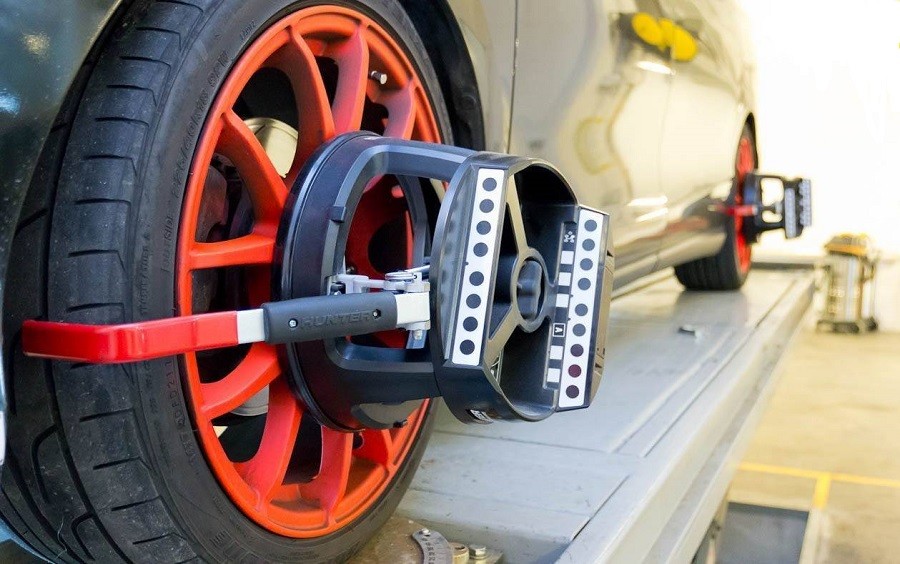 自行车轮胎偏磨原因及解决方法,跑偏的原因