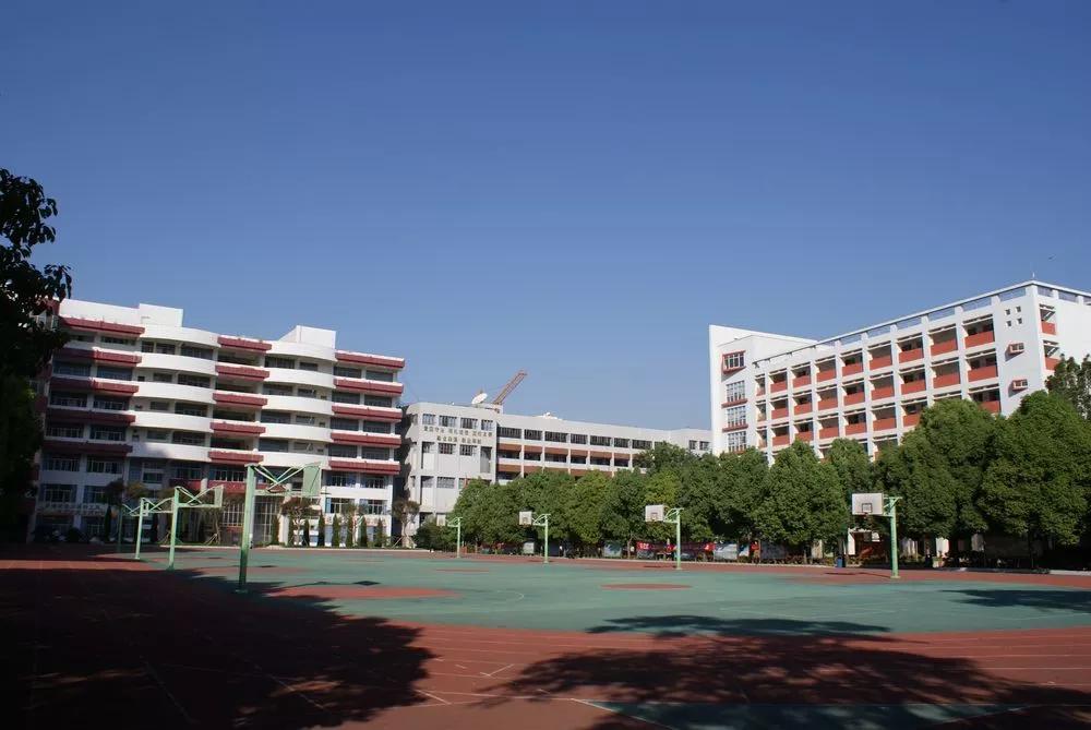 昆明市优质民办初中招生简章,昆明市泰旸欣城对口公办小学