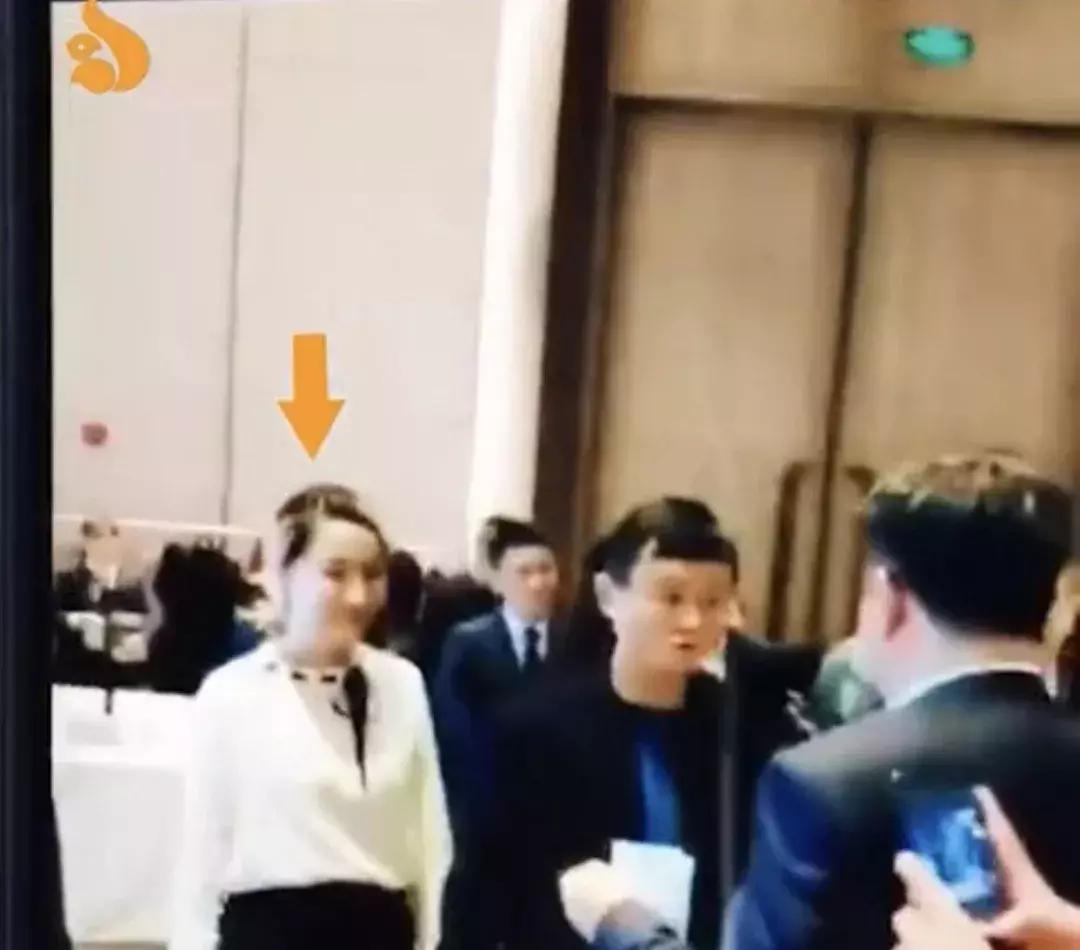 大型微商装逼失败现场！哈哈哈哈哈哈