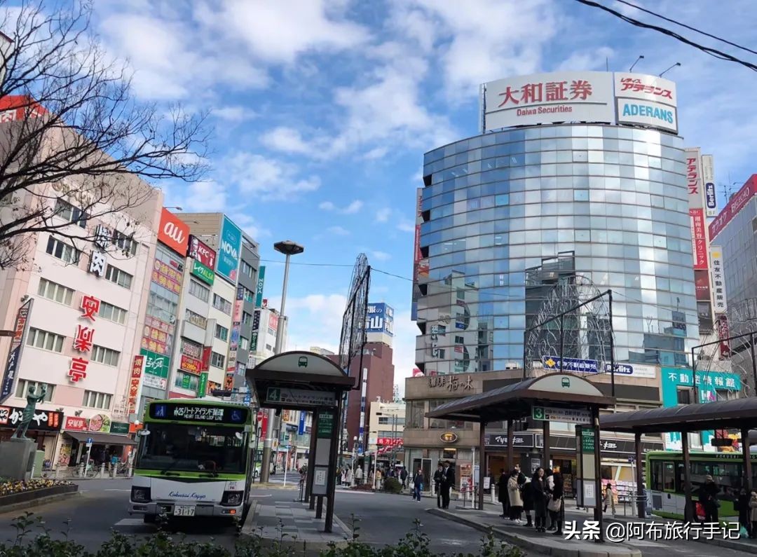 解谜东京都内交通：从下飞机开始，游客就得谨慎坐错车了