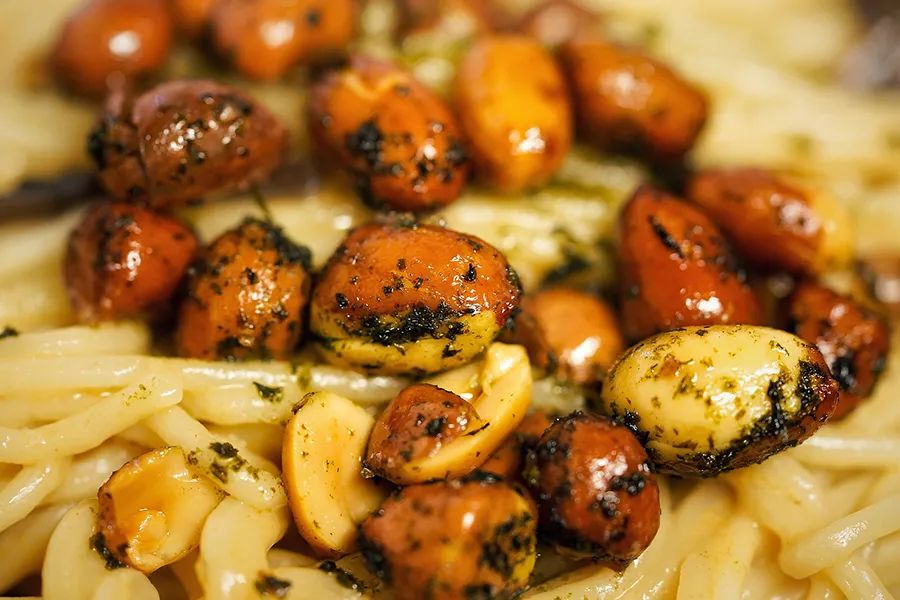 请了百万设计师的沈大成网店，我吃了个通关