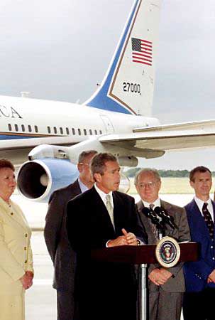 空军一号连续飞行时长,空军一号飞机历史