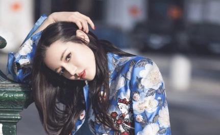 拍照姿势僵硬怎么形容,拍照姿势僵硬怎么改善