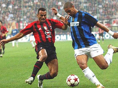 20世纪ac米兰巅峰阵容,05年的ac米兰有多强悍