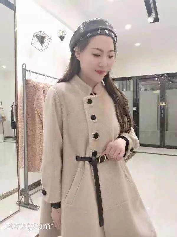 轰动全城，品牌羽绒服、品牌女鞋年终清仓，万条羊围巾免费送