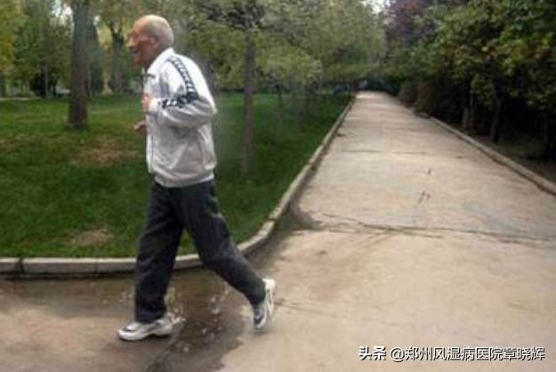 类风湿性关节炎怎么治疗才会变好,类风湿老不好怎么办