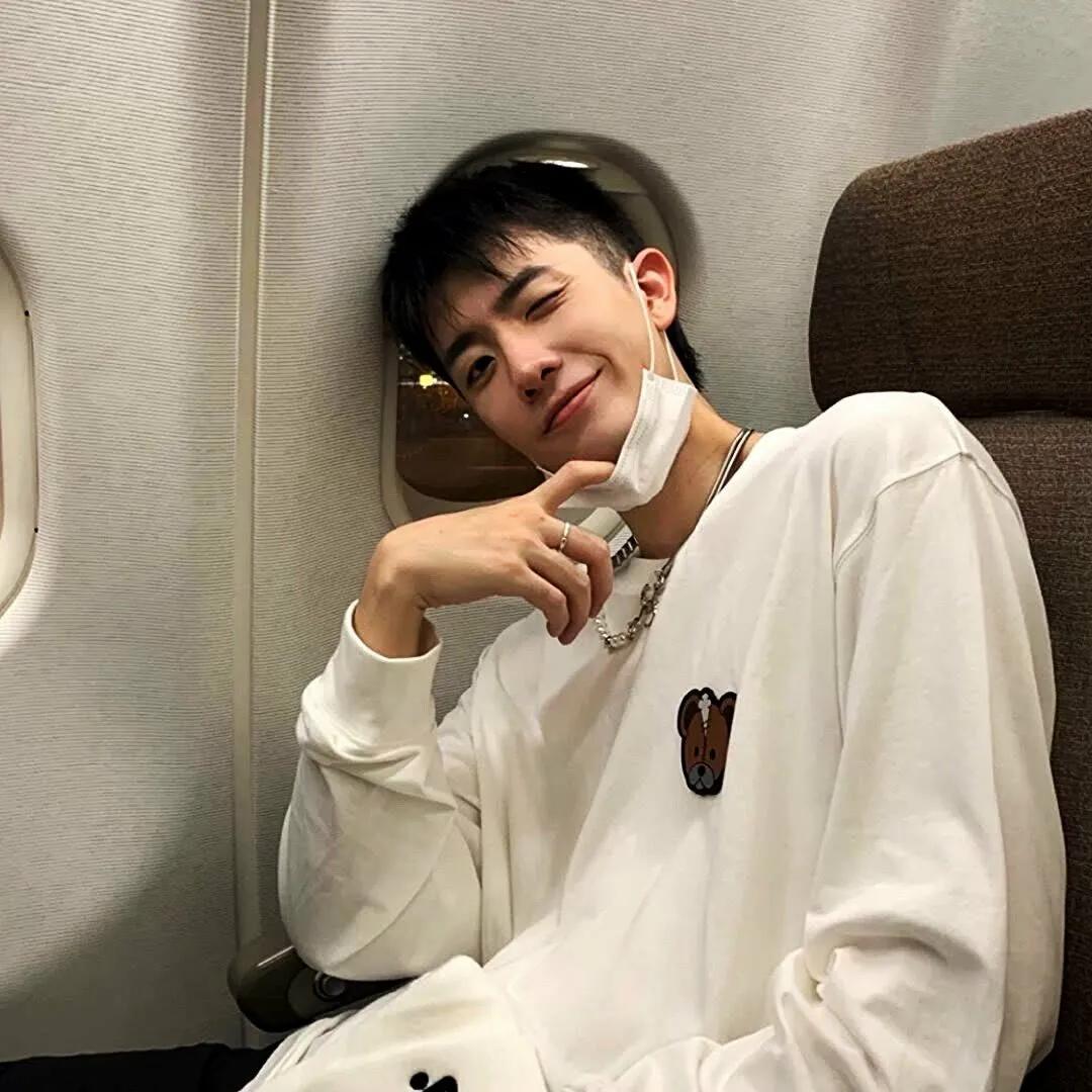 韩系男生头像ins风蜘蛛侠,韩系男生头像小哥哥