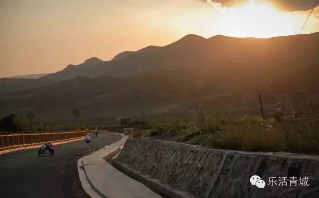 「贝拉专栏VOL.5」「原创」故事：滑板少年的极限快感