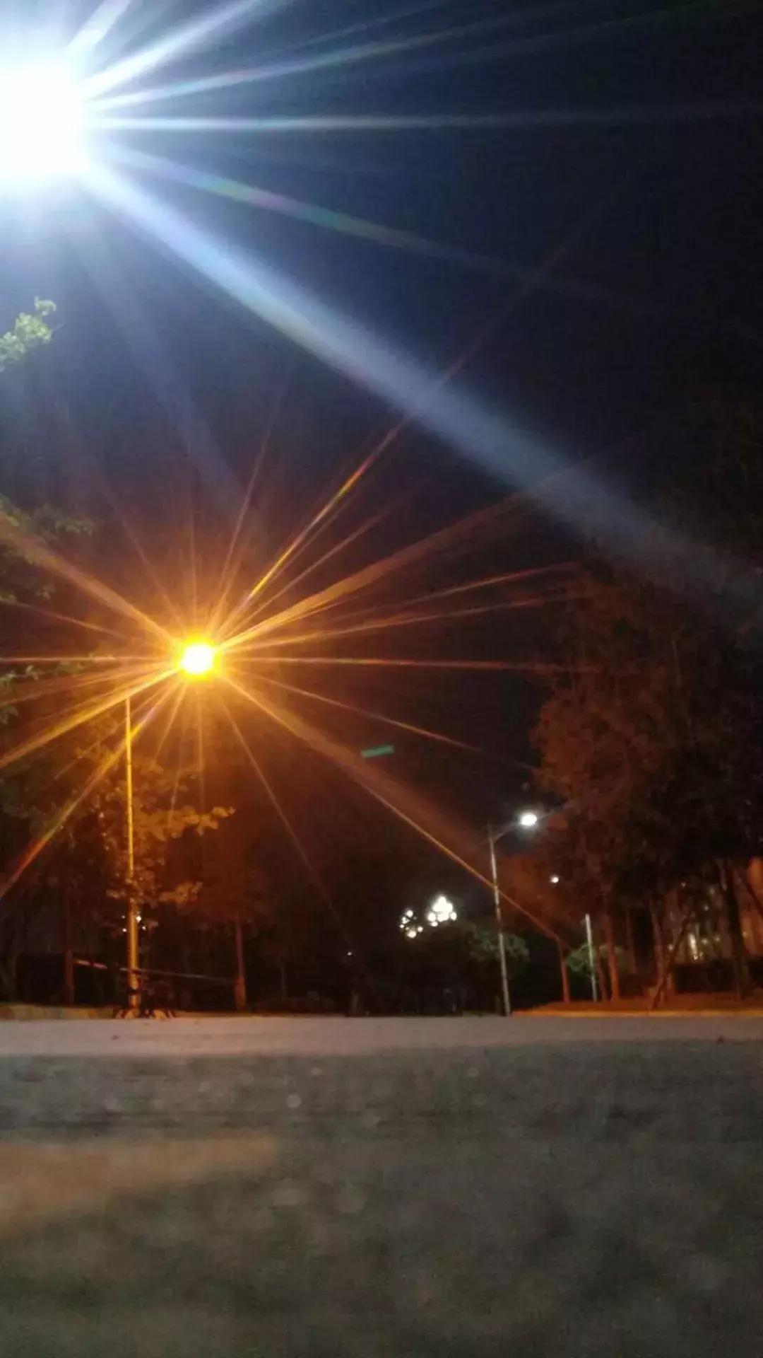 天蓝色系手机壁纸,今天又是元气满满的一天手机壁纸