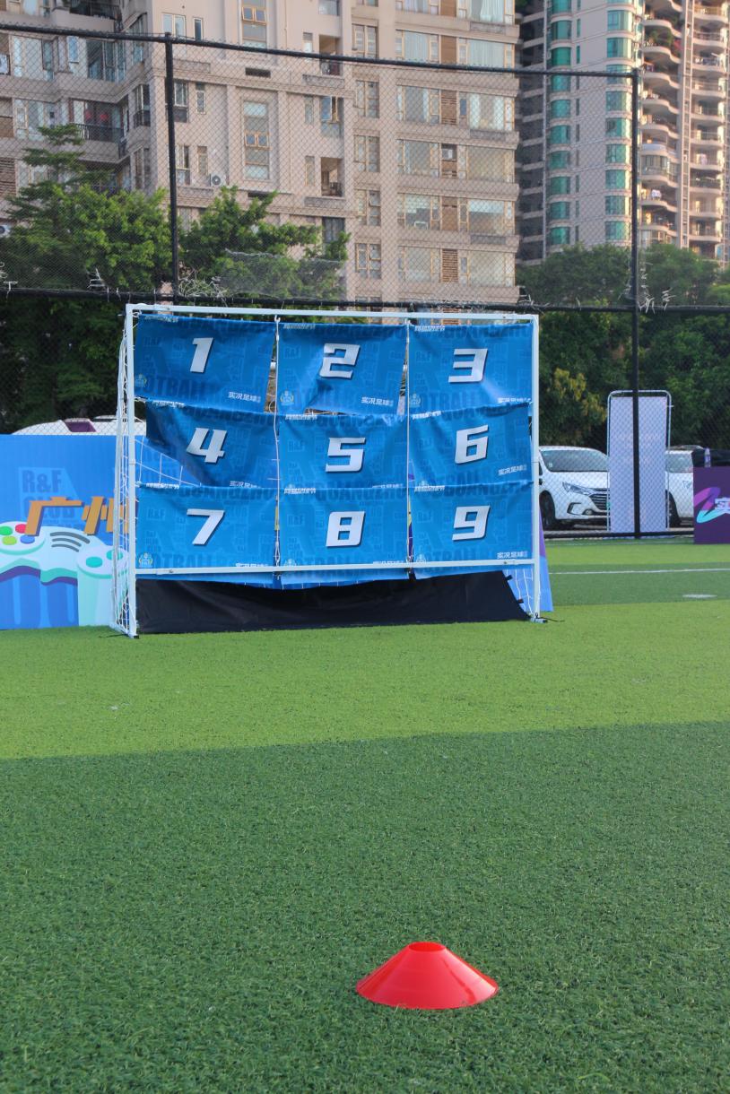 为了网易足球节的888元红包，B站一哥老E拼了