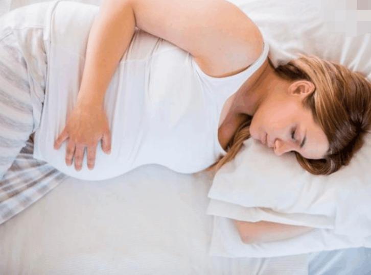 孕期缓解腿抽筋的正确方法,孕期腿抽筋如何快速解决