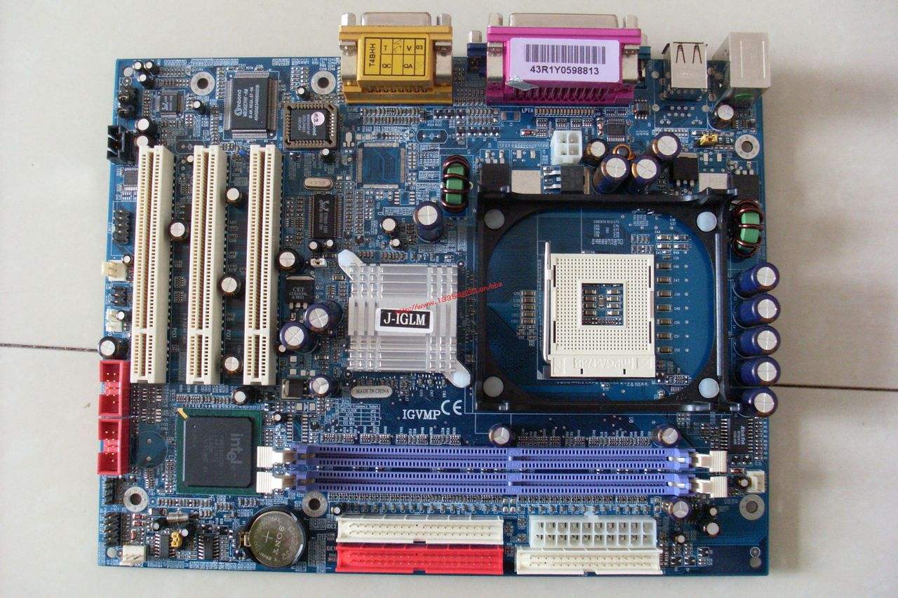 电脑开不了机黑屏修理,电脑开不了机直接黑屏怎么回事