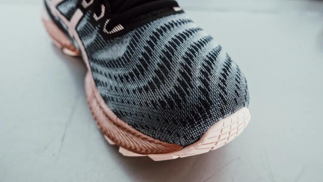 asics亚瑟士跑鞋怎么选,asics亚瑟士四代