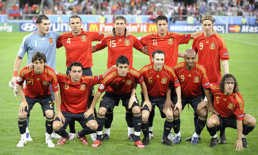 告别红蓝岁月哈维完美转身,齐祖职业生涯最后一场