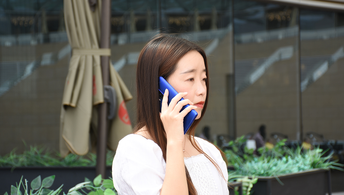 科技美学一加9pro深度评测,一加oneplus8pro好还是一加8好
