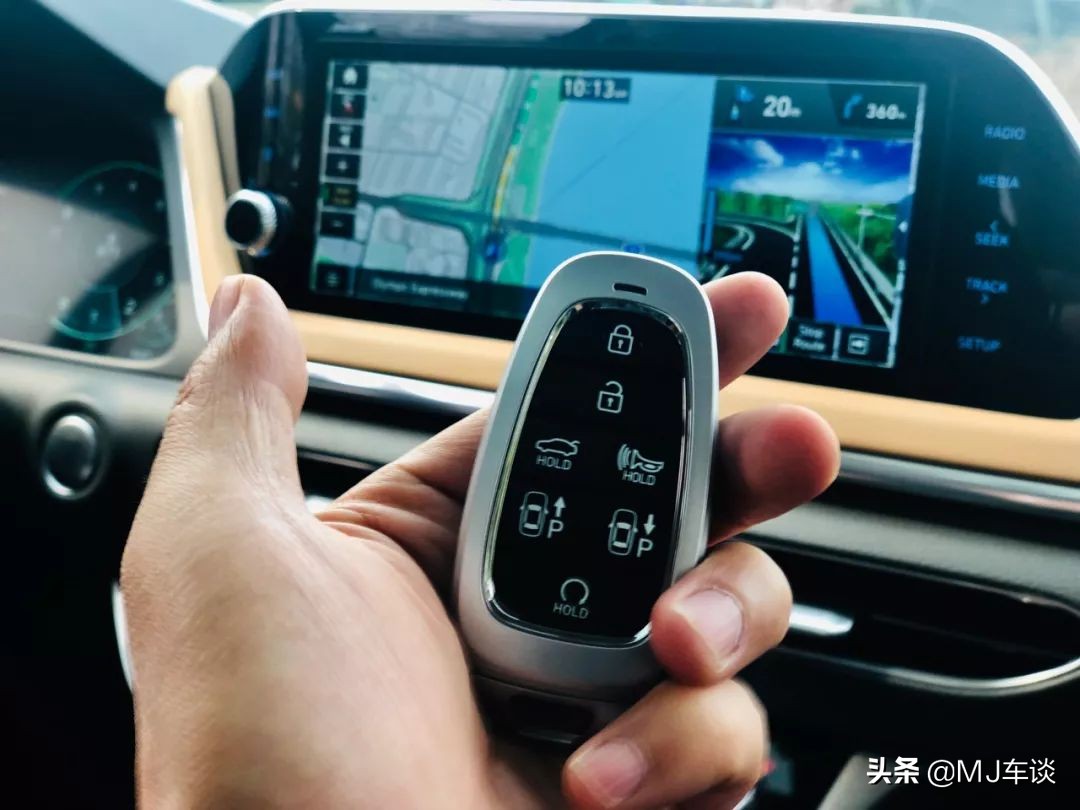现代索纳塔韩国版第一视角试驾,现代索纳塔2.0t试驾视频
