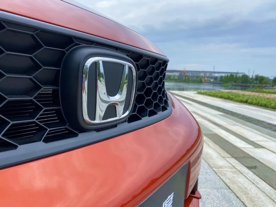 小型汽车的底盘都多高,小型车底盘