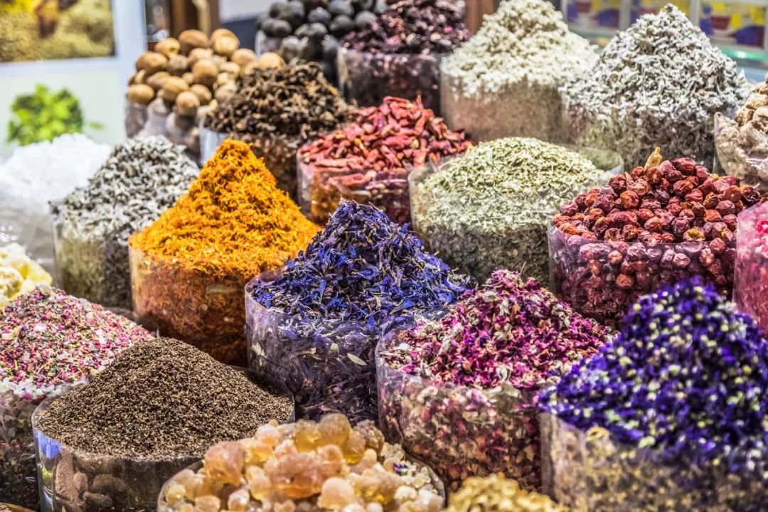 靠捡垃圾成为千亿富豪,靠捡垃圾成为千亿富翁合集