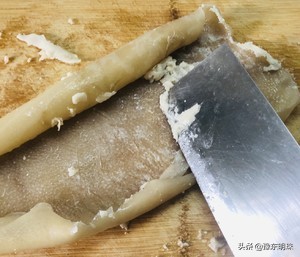 电饭锅肉皮冻家常做法,用电饭锅做肉皮冻的家常做法