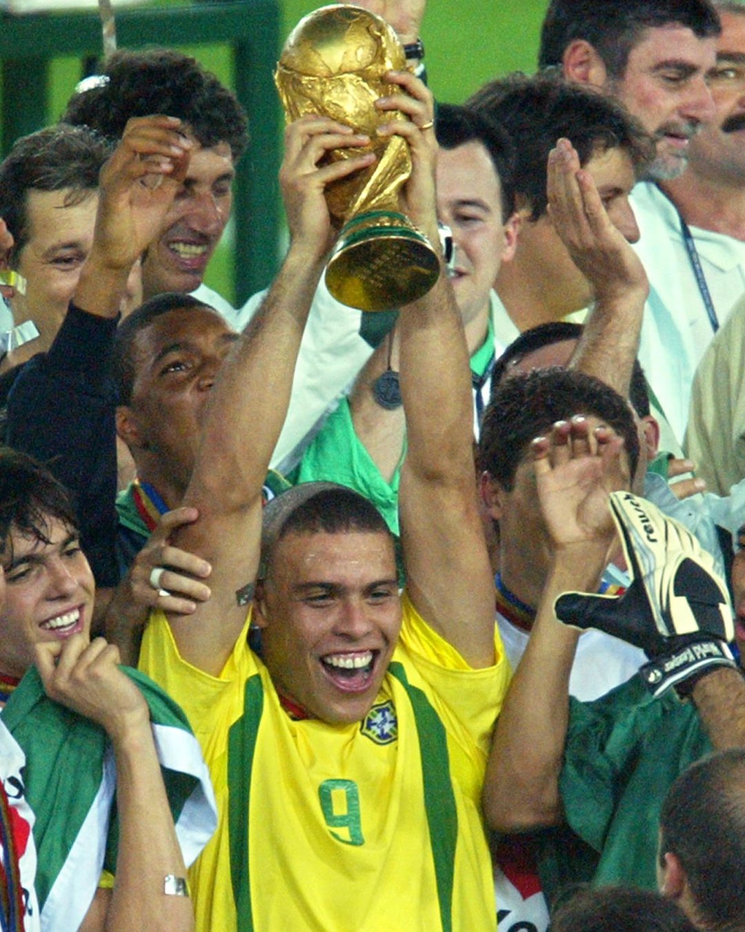 小罗力挺梅西完整视频,小罗力挺埃托奥