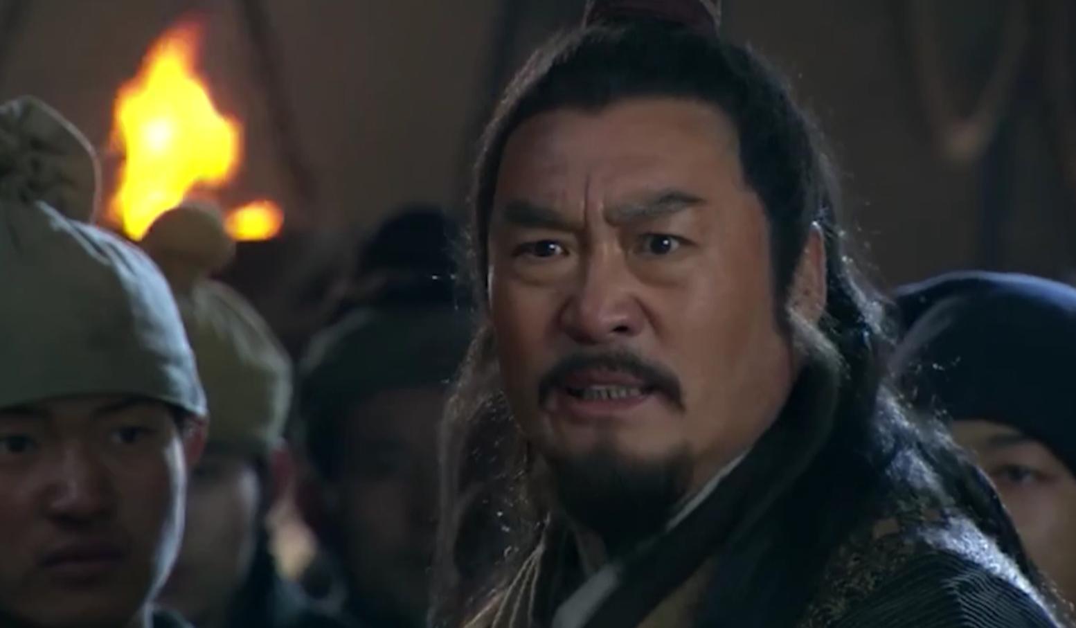 楚汉传奇11：项羽准备复楚，暗自集结精锐，万事俱备只欠东风