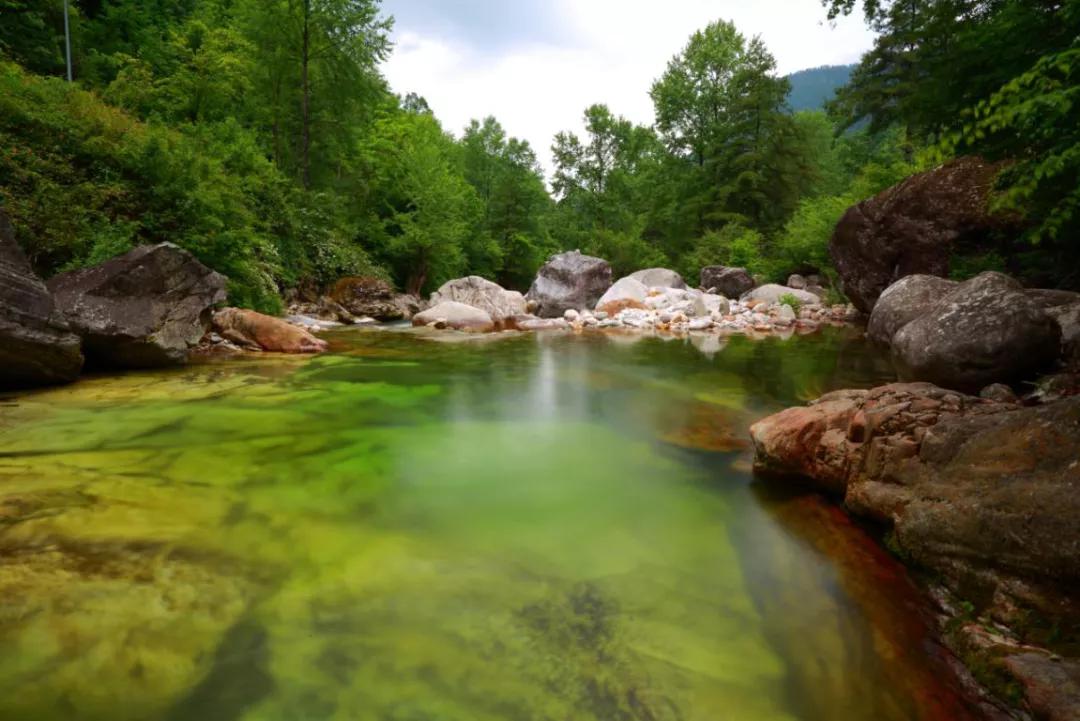 离西安近的秦岭山,西安秦岭九寨沟