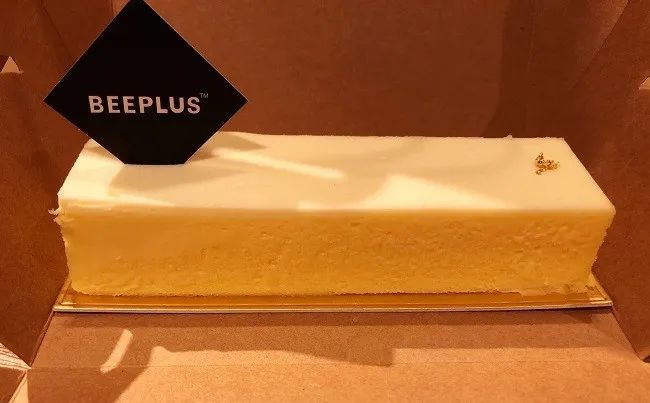 到全国最大的面包店，感受不要脸；吃牛角包之神，练习翻白眼