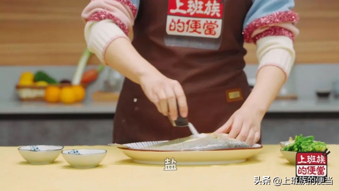 凹面电磁炉做红烧鱼怎样不粘锅,红烧鱼不破皮不粘锅入味鲜美