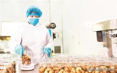 决胜小康脱贫攻坚,脱贫攻坚全面告捷乡村振兴新征程