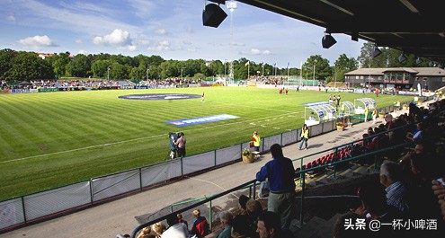 欧洲联赛小型球场有哪些,欧洲五大联赛顶级球场