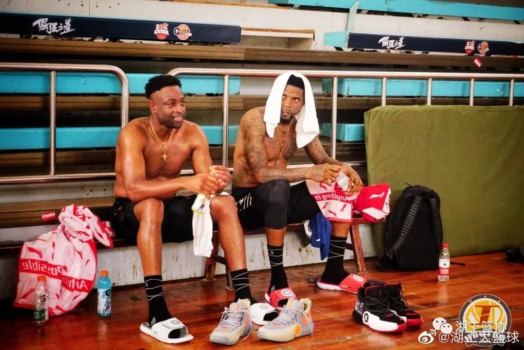 五年长卷画完待续篮球精神永不停歇