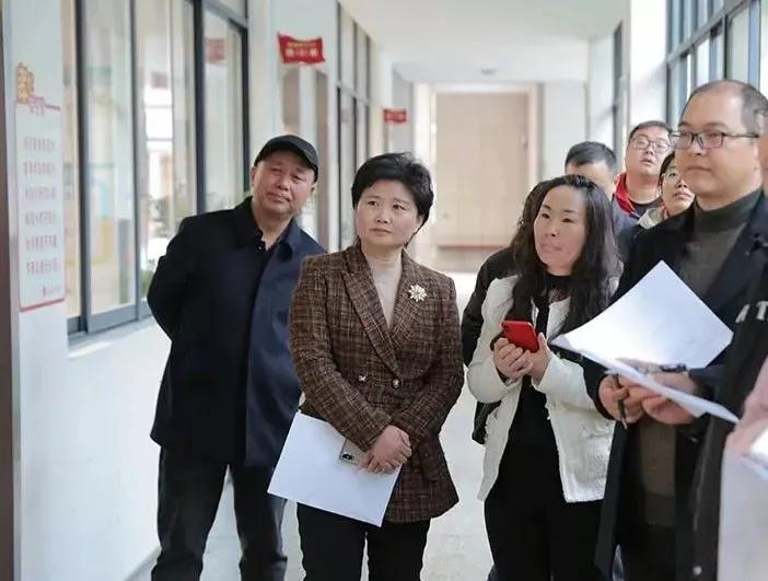 周恩来红军小学开展电子班牌应用考核助力聪颖校园建设