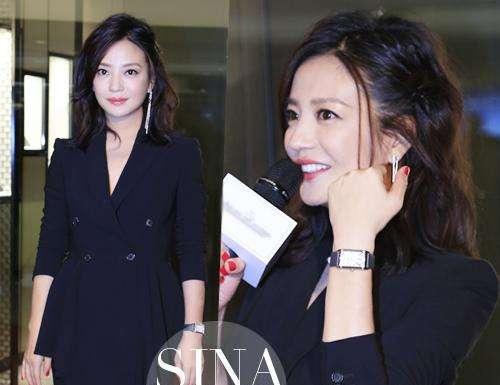 当年演小燕子的赵薇近况如何,她是赵薇