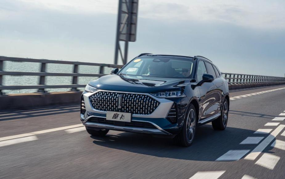 魏派摩卡vs星途揽月5座版比较,星途揽月400t对比摩卡汽车