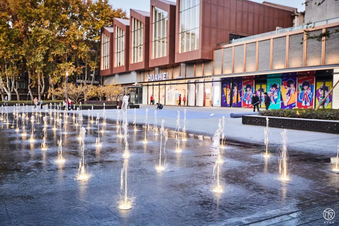 loft风的mall有够酷，心水美食“大咖”都来了