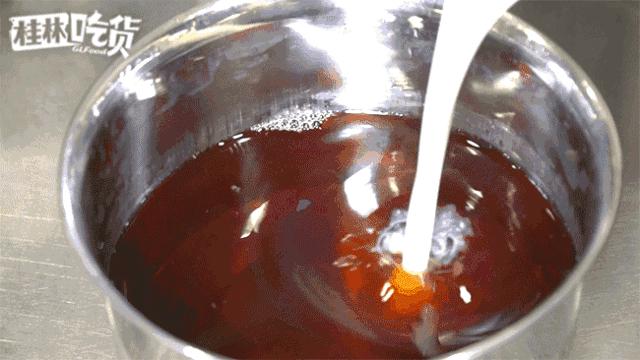 火遍全国的明星茶饮本宫的茶开到桂林了！凭口袋茶掀起了排队潮流