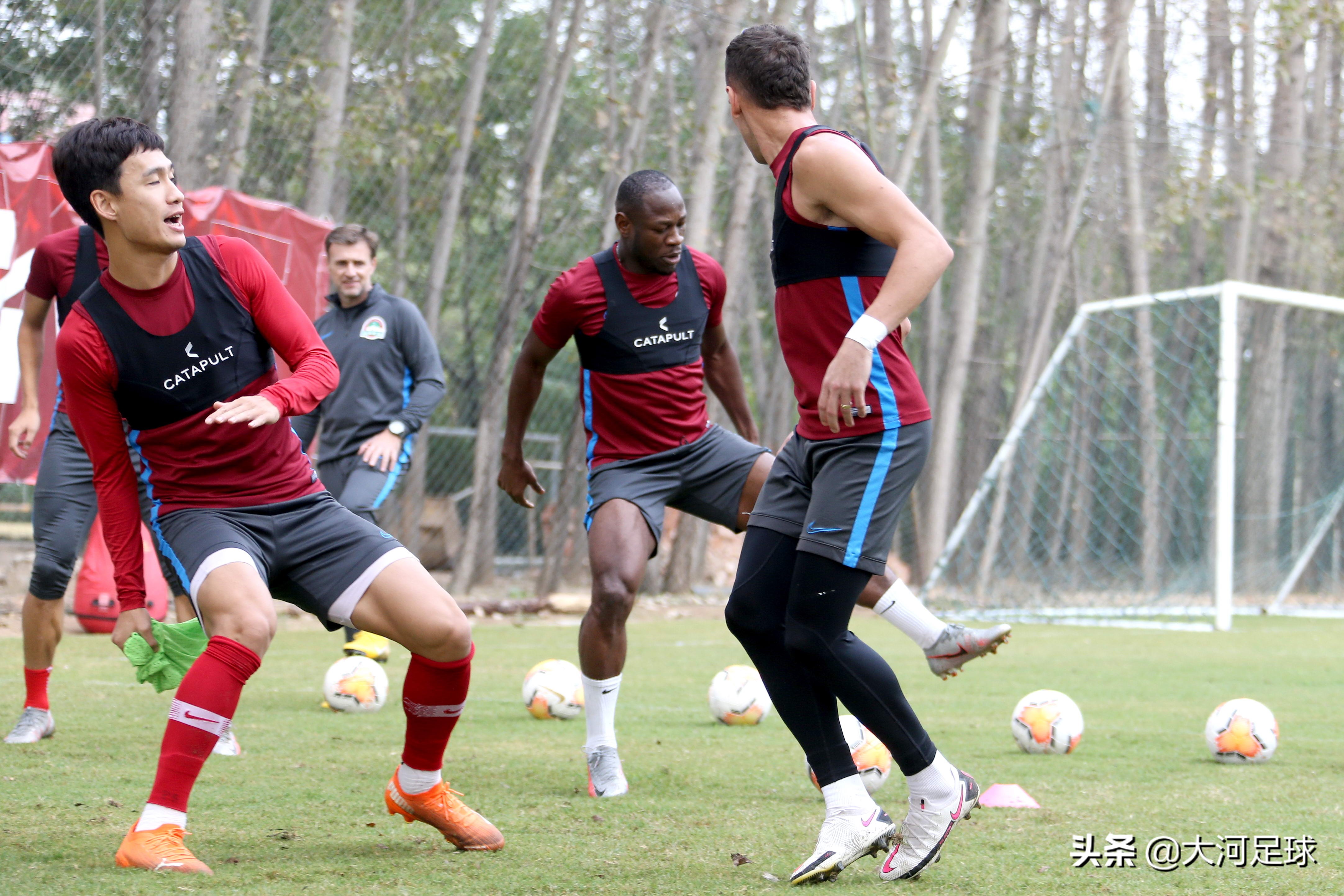 河南建业哈维尔去哪了,河南建业主教练哈维尔