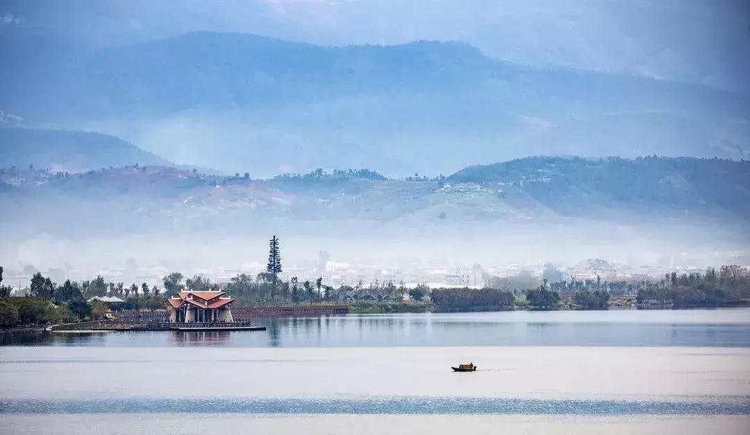 四川最美马拉松赛道,西昌邛海湿地马拉松赛