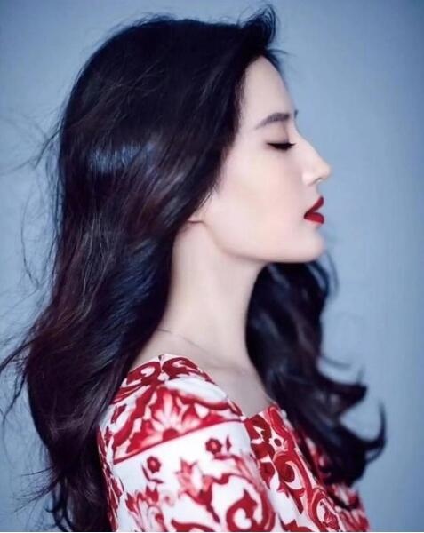 逆天侧颜女,逆天绝世容颜