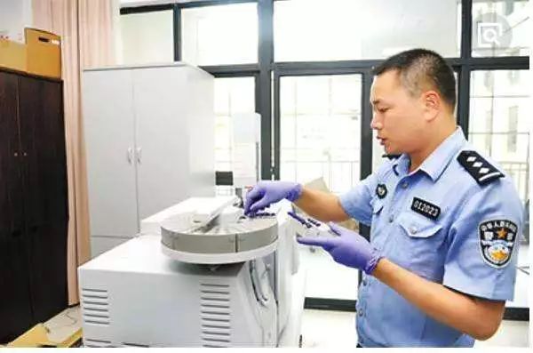 腿毛可以检测吸毒么,一根头发可以检测吸毒了吗