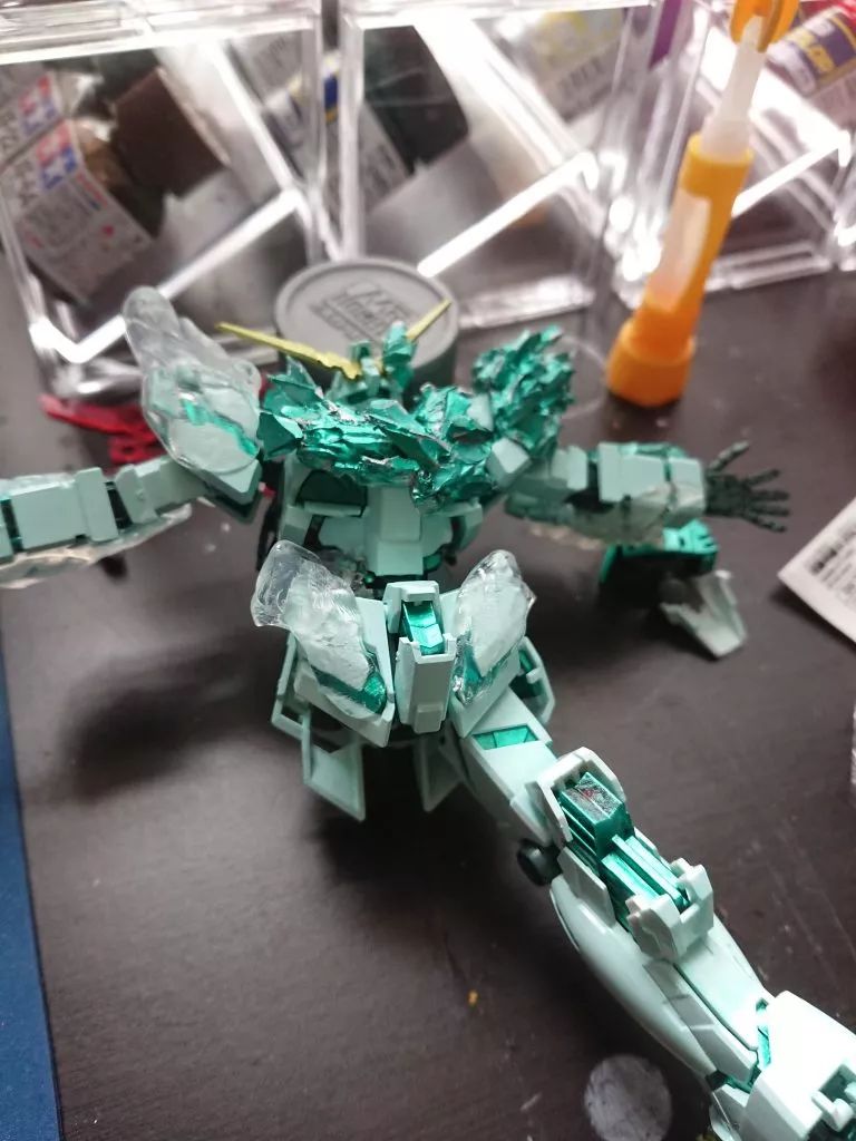 独角兽高达特效炸裂定格动画,结晶独角兽高达改造鉴赏