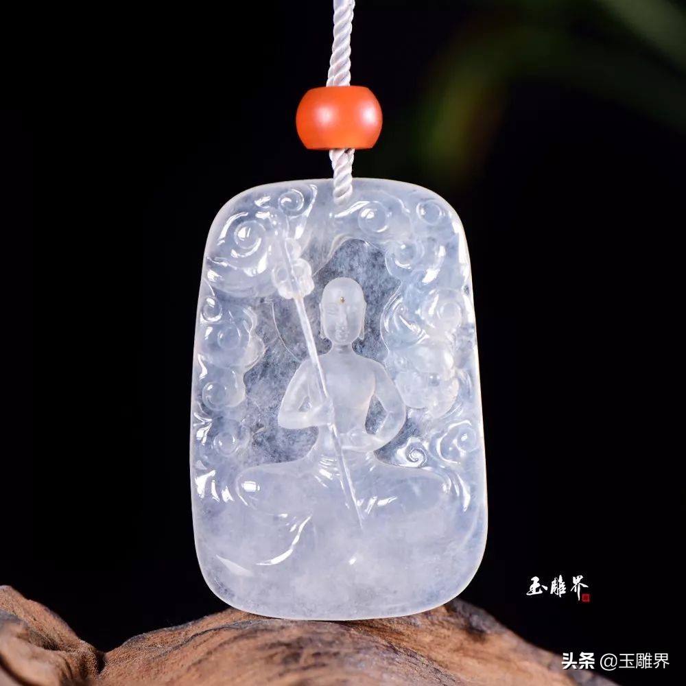 瑕疵变亮点！琢玉高手点睛之笔，眼一眨雕活了