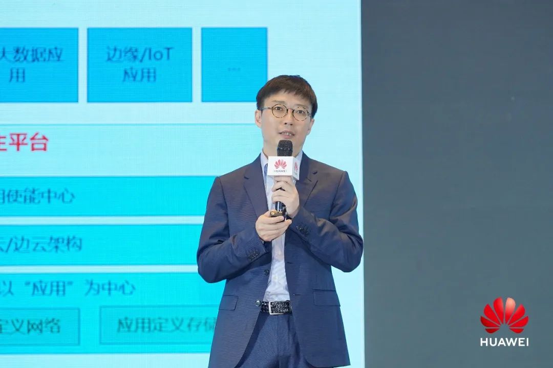 如何通过新技术打造聪颖金融,与智者为伍探索知识高峰