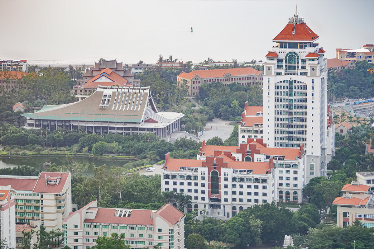 厦大研究生复试难吗,报考研究生解答