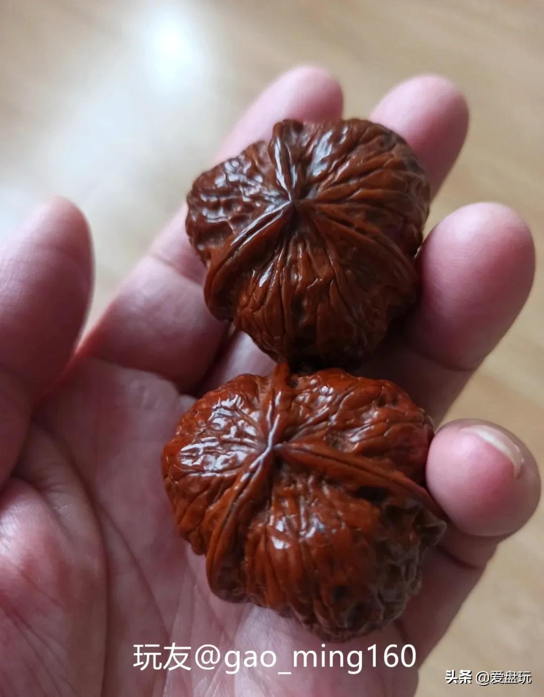盘玩的核桃脏了怎样清洗,如何清理盘过的核桃