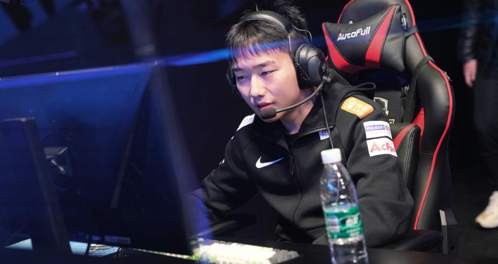 斗鱼德玛西亚杯：WE令人意外，解说娃娃：WE是LPL赛区的格里芬