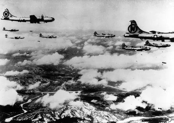 东风夜放花千树最是人间留不住,东风导弹什么时候造出来的