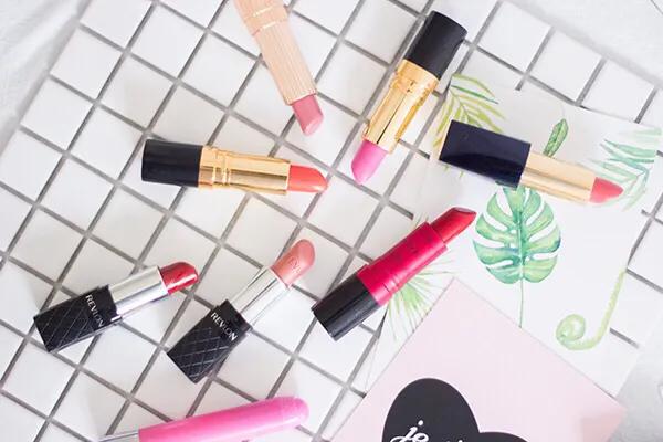 化妆初学者淡妆化妆品套装推荐,化最简单的淡妆需要哪些化妆品